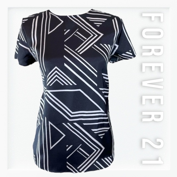 Forever 21 Geometric Print Blouse sz M - Picture 1 of 11